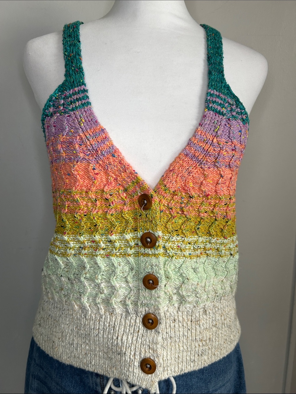 Anthropologie’s Pilcro Samalona Multicolor Gradient Button-Front Sweater Tank - Picture 2 of 11